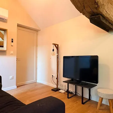 Apartment Dans Les Bois Proche Cremieu *