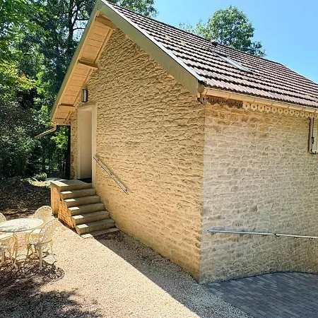 Apartment Dans Les Bois Proche Cremieu *